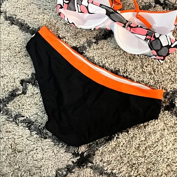 Colorblock Pink Orange Black Patterned Bikini Set - Picture 7 of 8